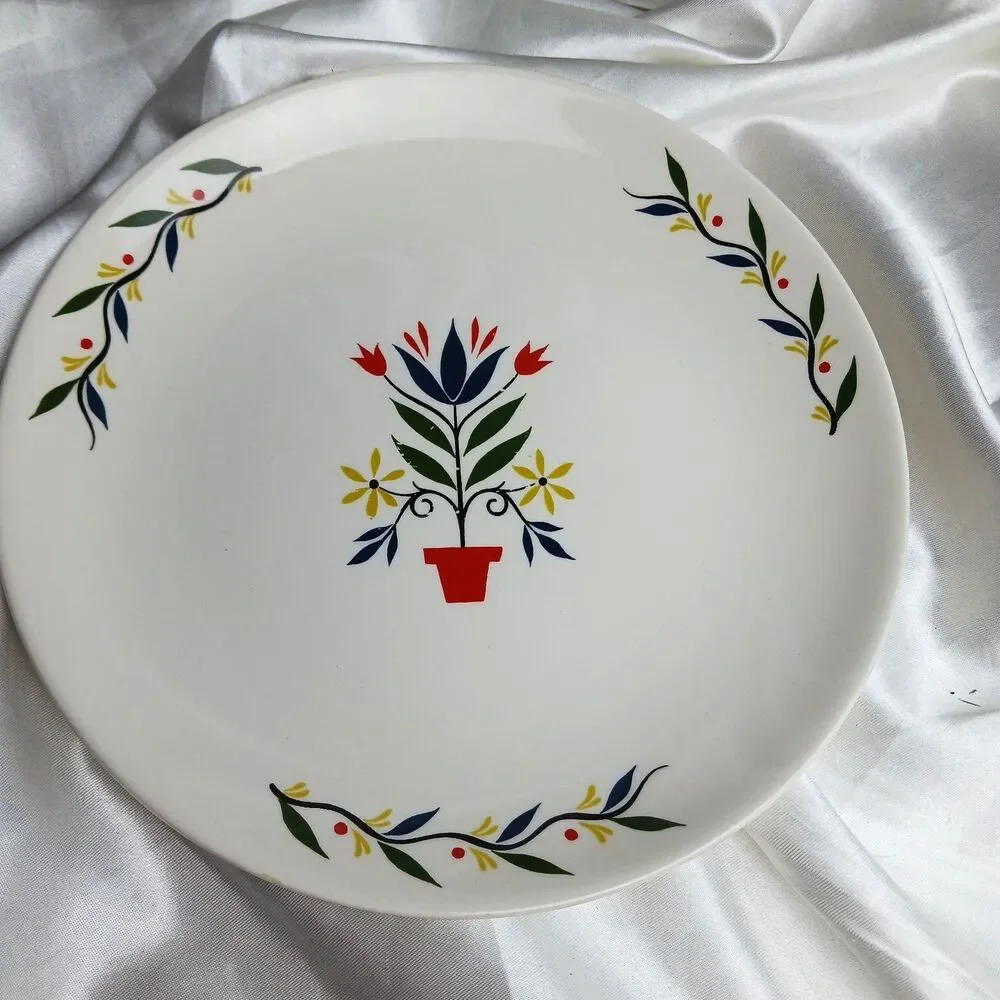 Homer Laughlin Rhythm American Provincial 7'' Dessert Plate